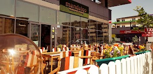 Mandaloo Restaurant Lounge